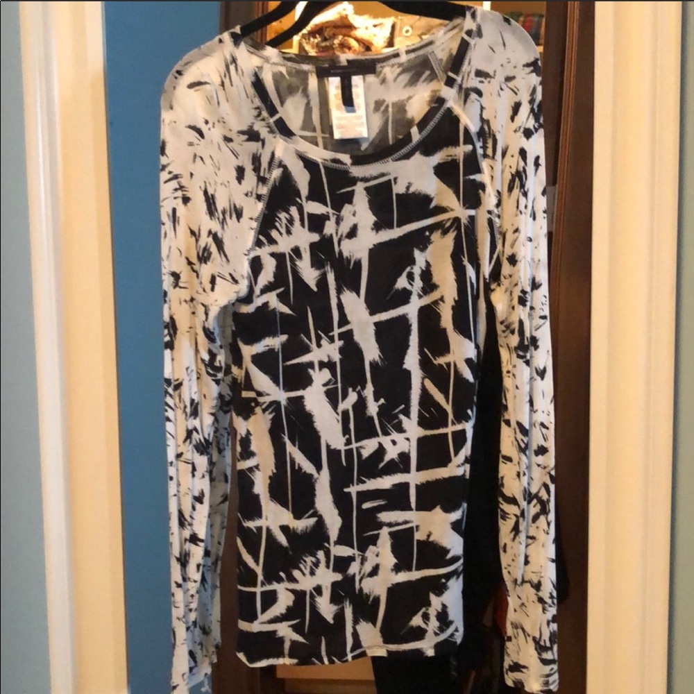 BCBGMAXAZRIA top